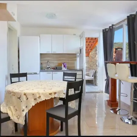 Seafront House Antonia * Rogoznica (Sibenik-Knin)