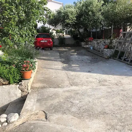 Seafront House Antonia Holiday home *